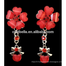 Belle femme collier rouge collier de mariée bijoux boucles d&#39;oreille collier